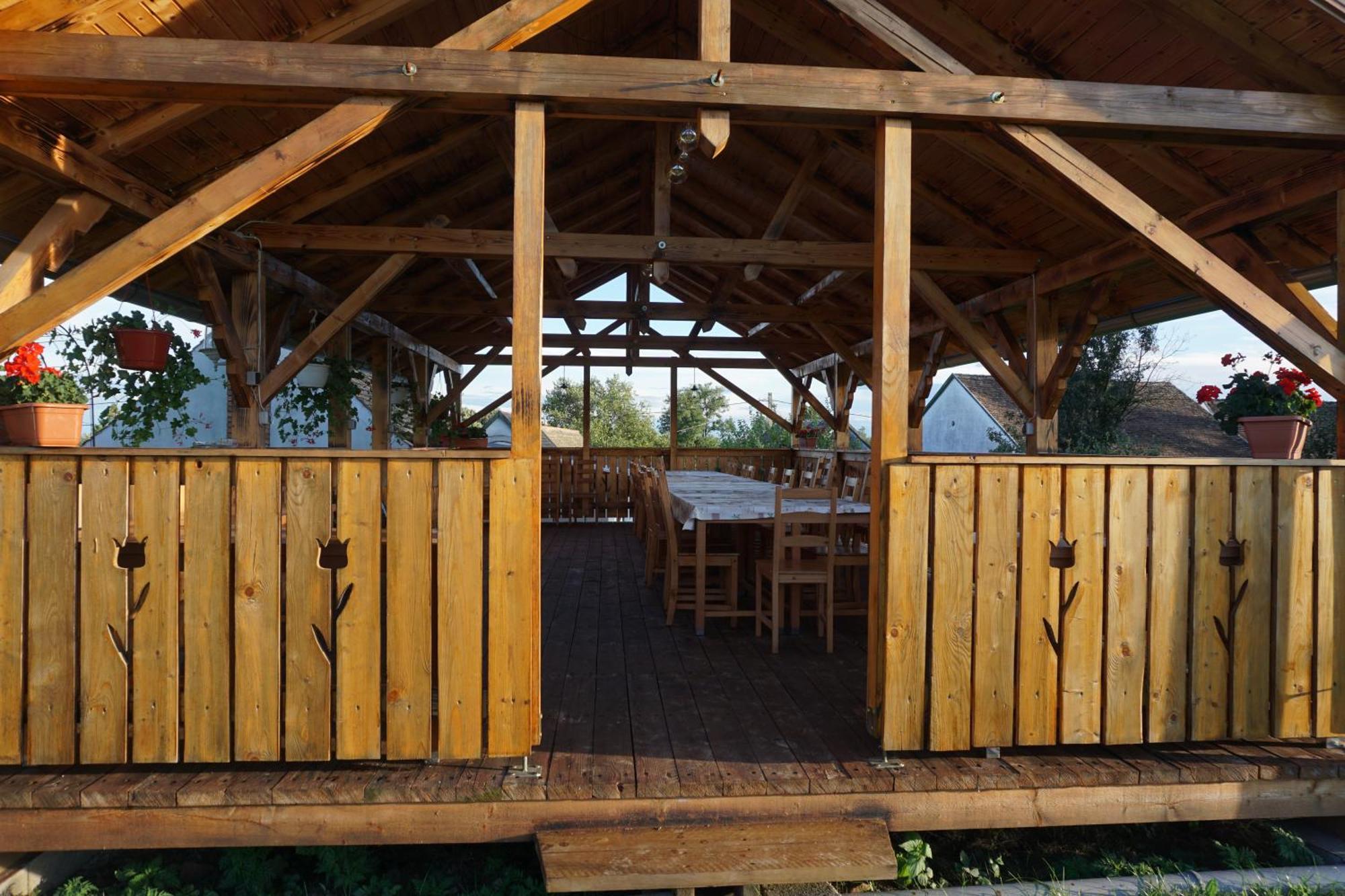 Ferienwohnung Joe Bacsi Rezidenciaja Kisharsány Exterior foto