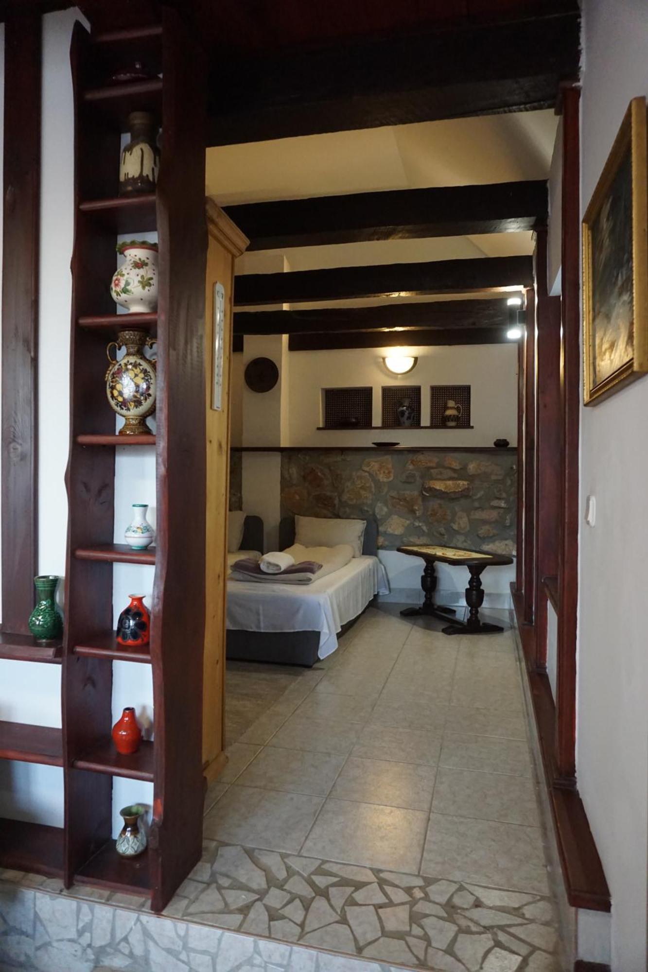 Ferienwohnung Joe Bacsi Rezidenciaja Kisharsány Exterior foto